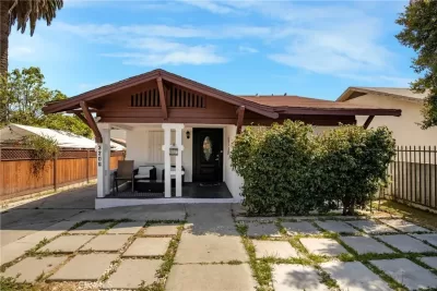 7BR Multi-Family for Sale in Los Angeles, CA