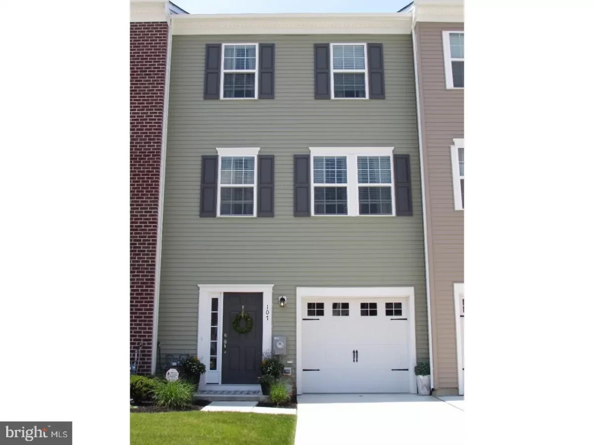 3BR Townhouse for Rent in Woodbury, NJ