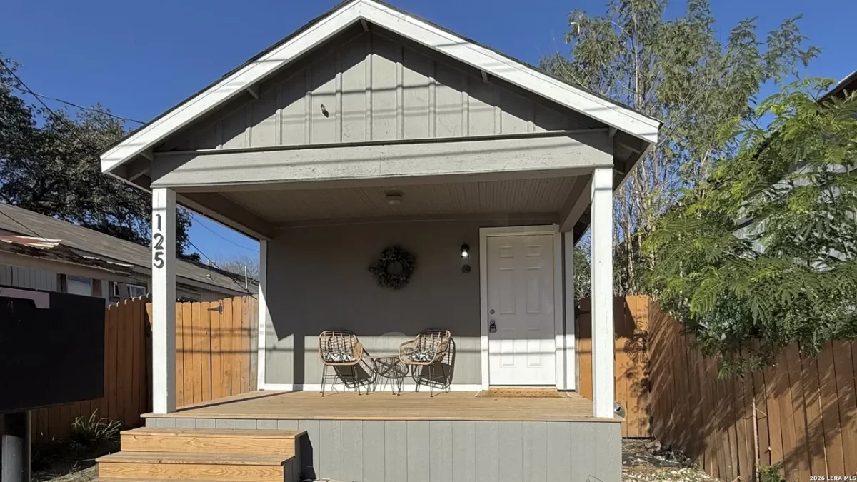 2BR House for Rent in San Antonio, TX