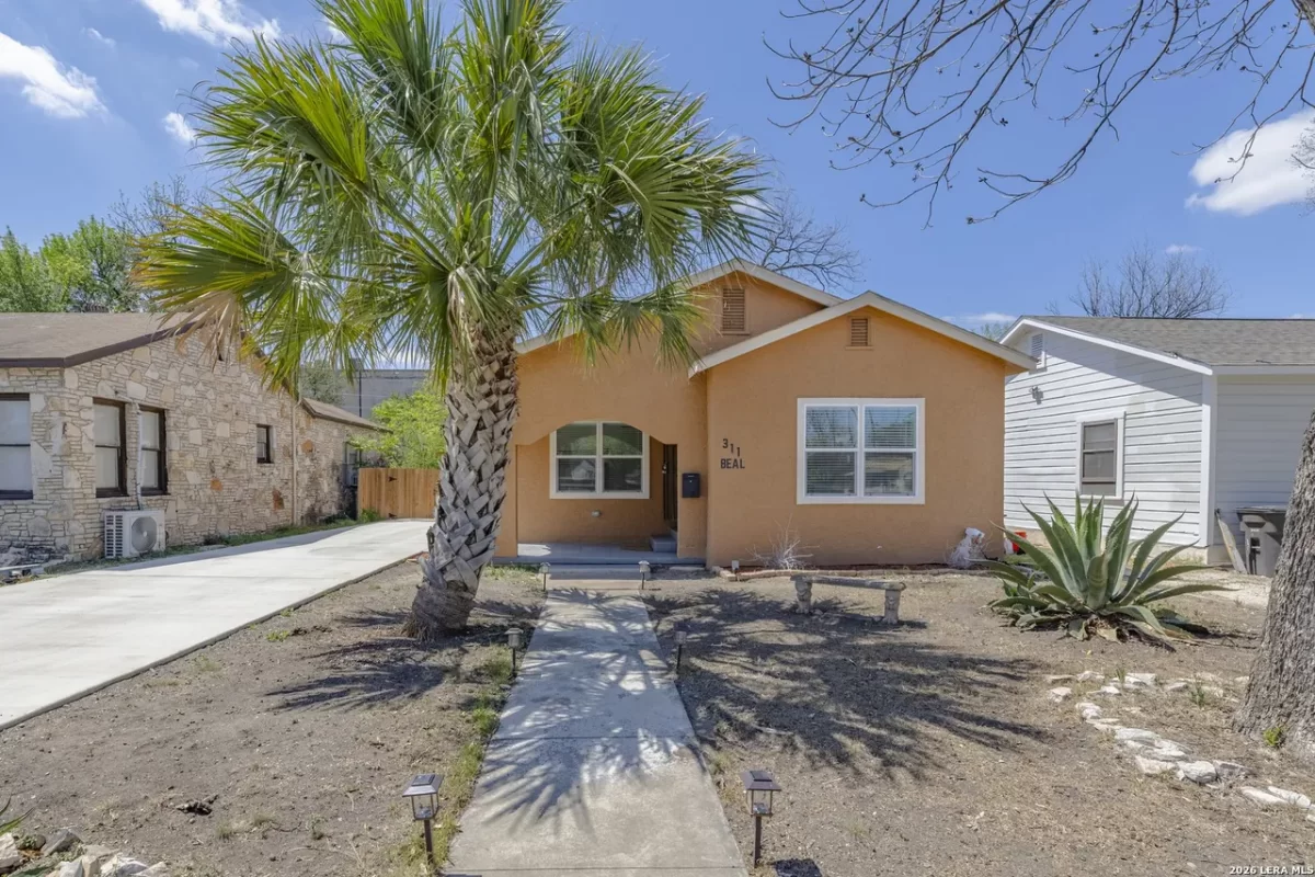 2BR House for Sale in San Antonio, TX