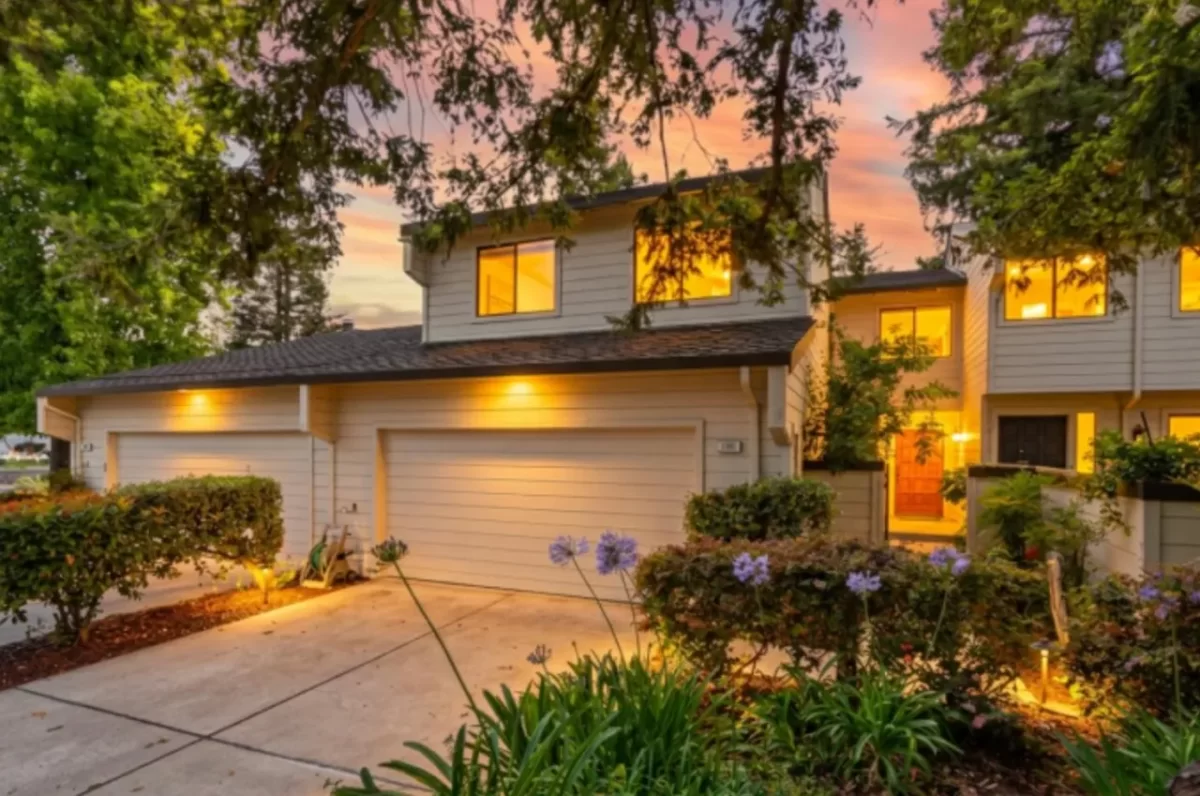 4BR Townhouse for Sale in Los Gatos, CA