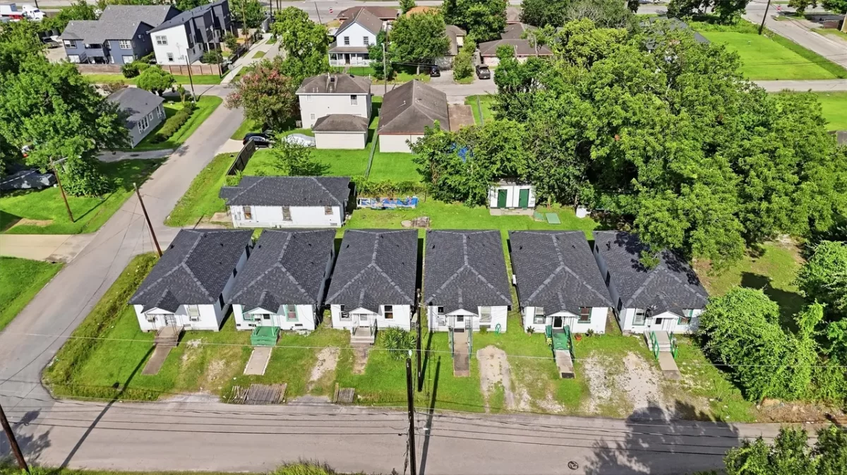 2BR Multi-Family for Sale in Houston, TX