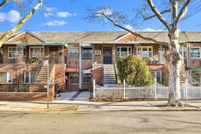 4BR Townhouse for Sale in Brooklyn, NY
