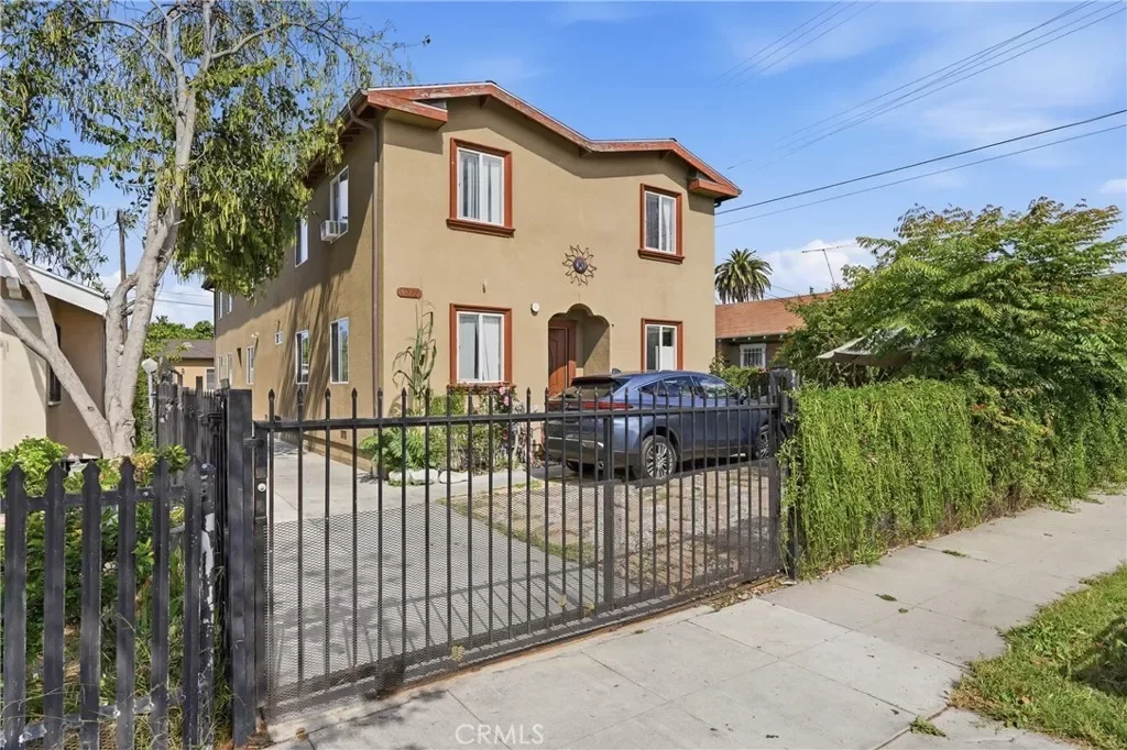 5BR House for Rent in Los Angeles, CA