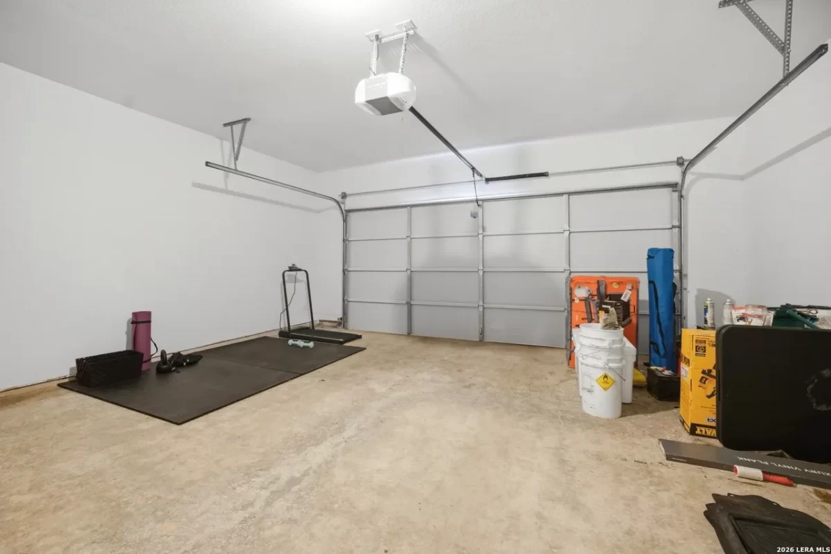 4BR House for Sale in San Antonio, TX