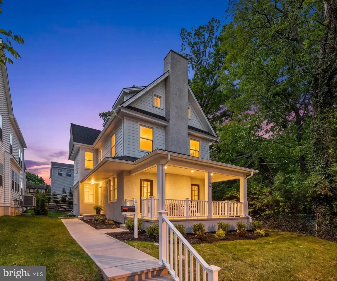5BR House for Sale in Narberth, PA