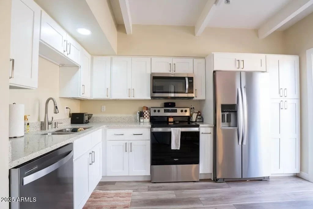 2BR Townhouse for Sale in Phoenix, AZ
