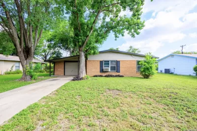 3BR House for Sale in San Antonio, TX