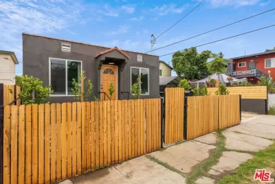 2BR House for Sale in Los Angeles, CA