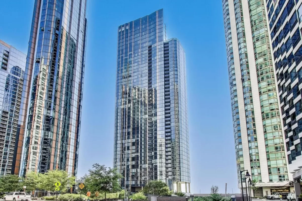 2BR House for Rent in Chicago, IL