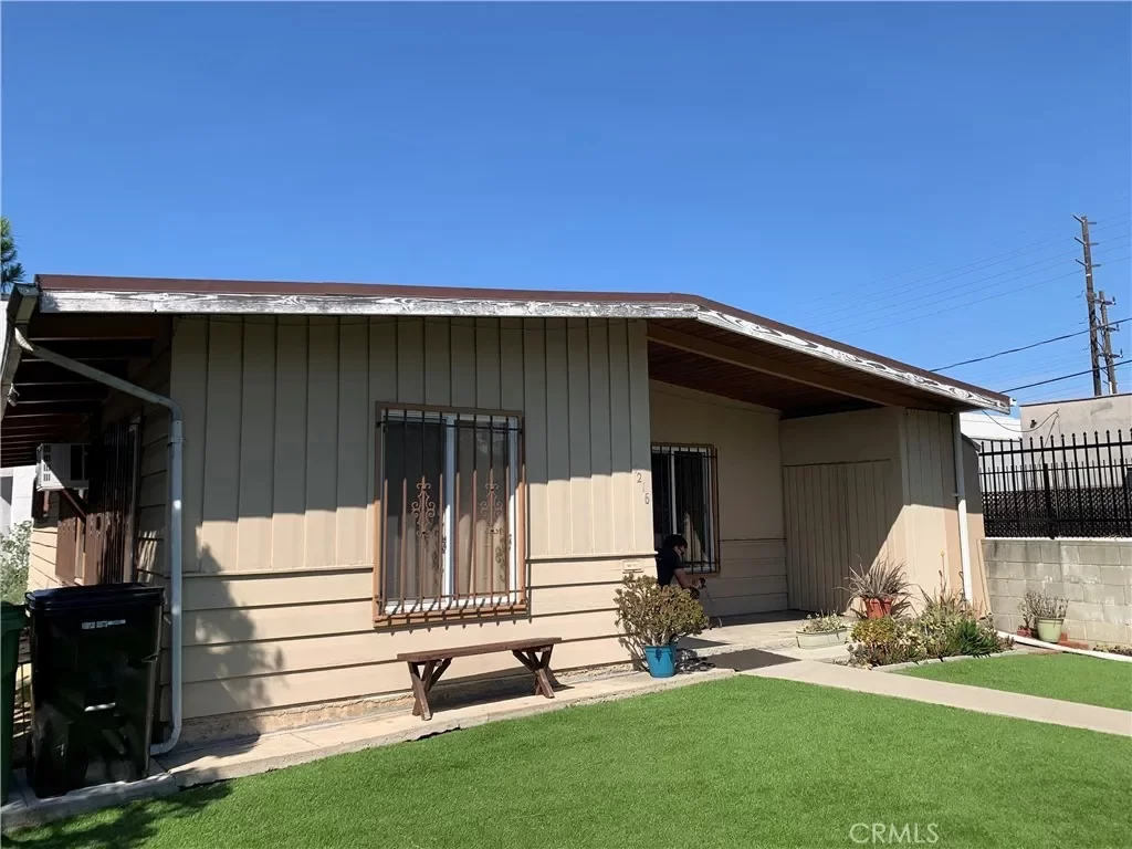 2BR House for Sale in Los Angeles, CA