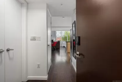 Condo for Sale in San Diego, CA