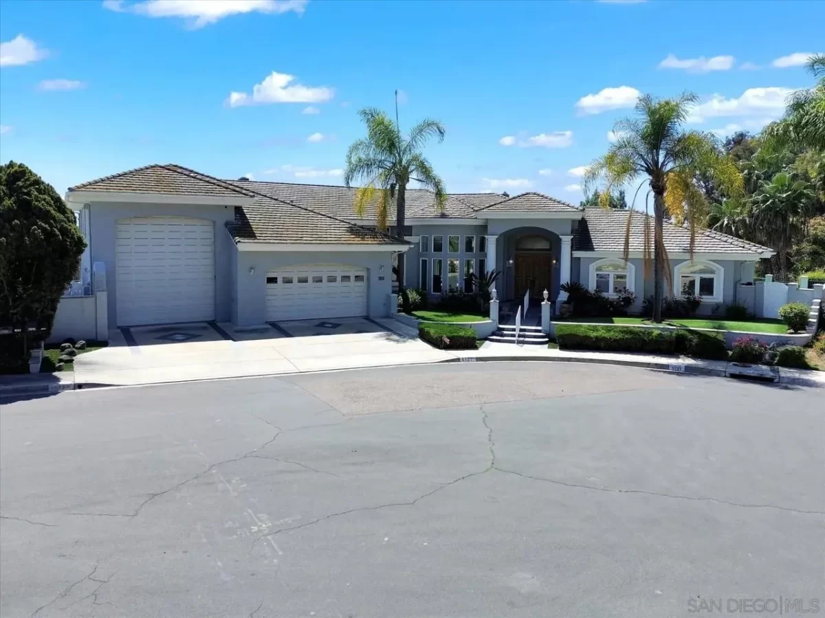 3BR House for Sale in San Diego, CA