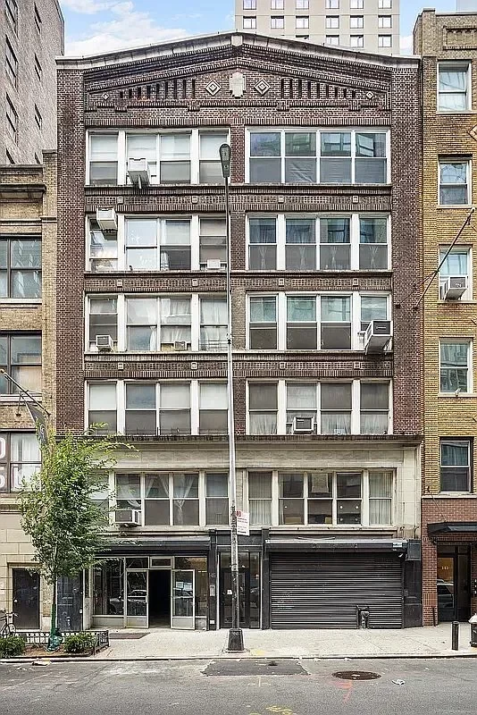 House for Rent in New York, NY