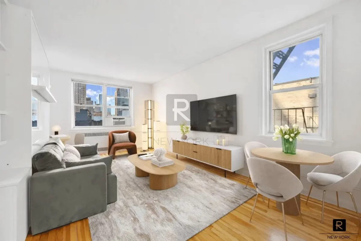 Condo for Sale in New York, NY