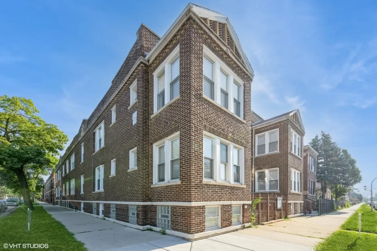 2BR Condo for Rent in Chicago, IL