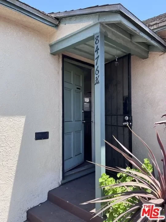 Townhouse for Rent in Los Angeles, CA