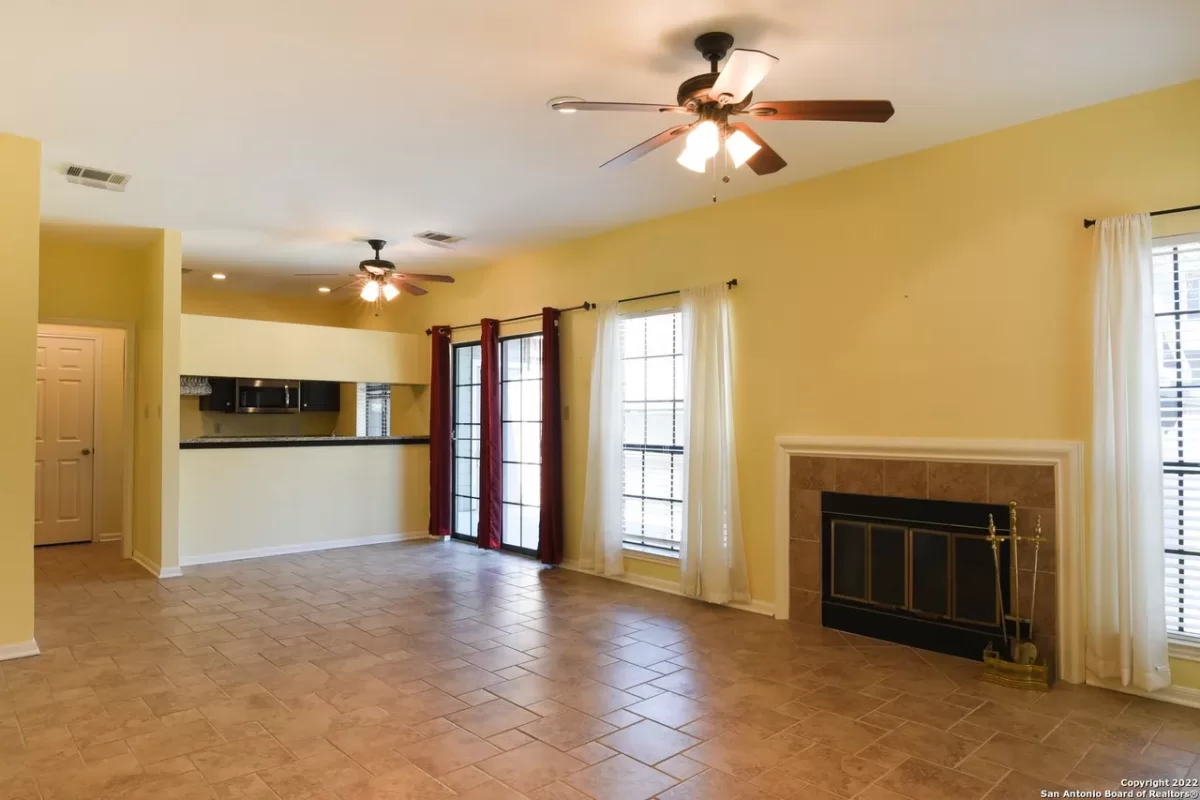 2BR House for Rent in San Antonio, TX