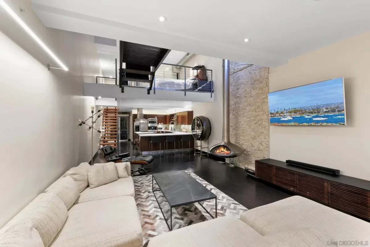 2BR Condo for Sale in San Diego, CA