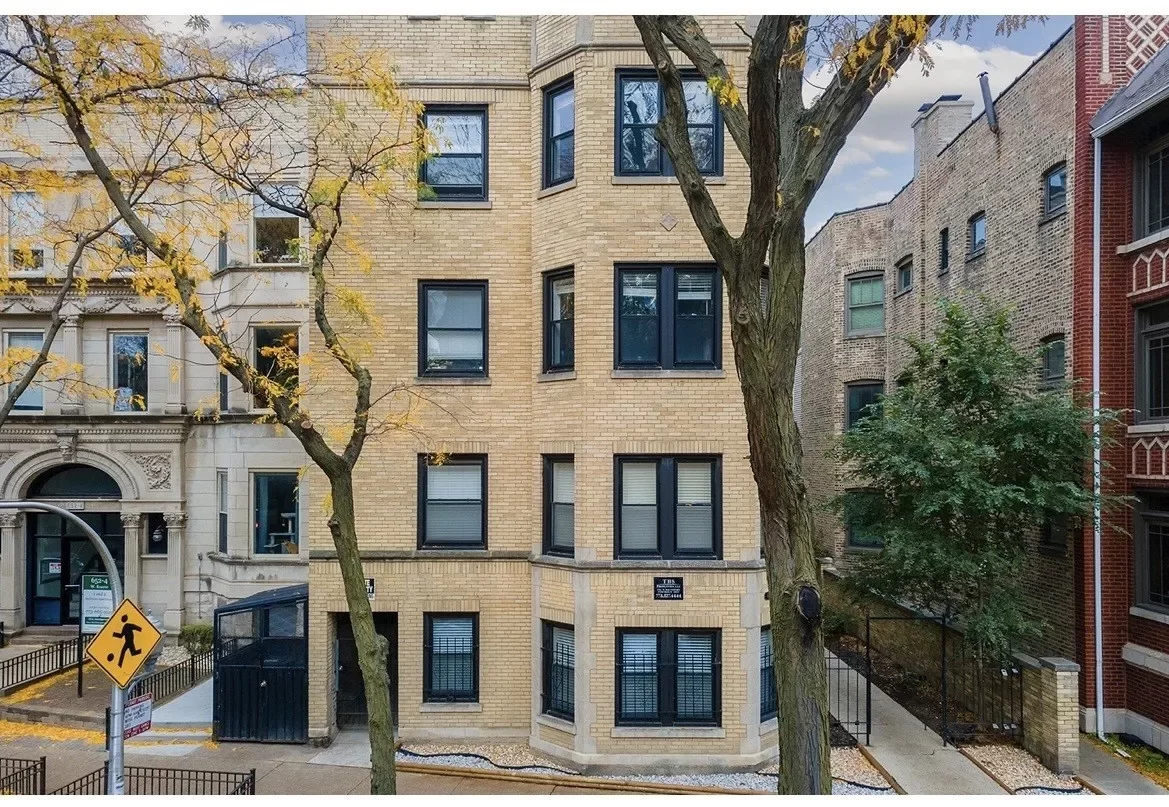 Studio Apartment for Rent in Chicago, IL