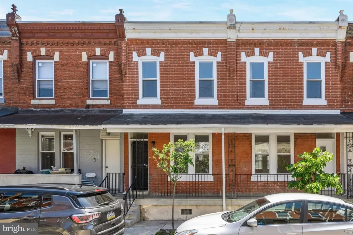 4BR Townhouse for Sale in Philadelphia, PA