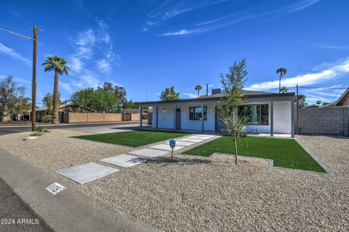 4BR House for Sale in Phoenix, AZ