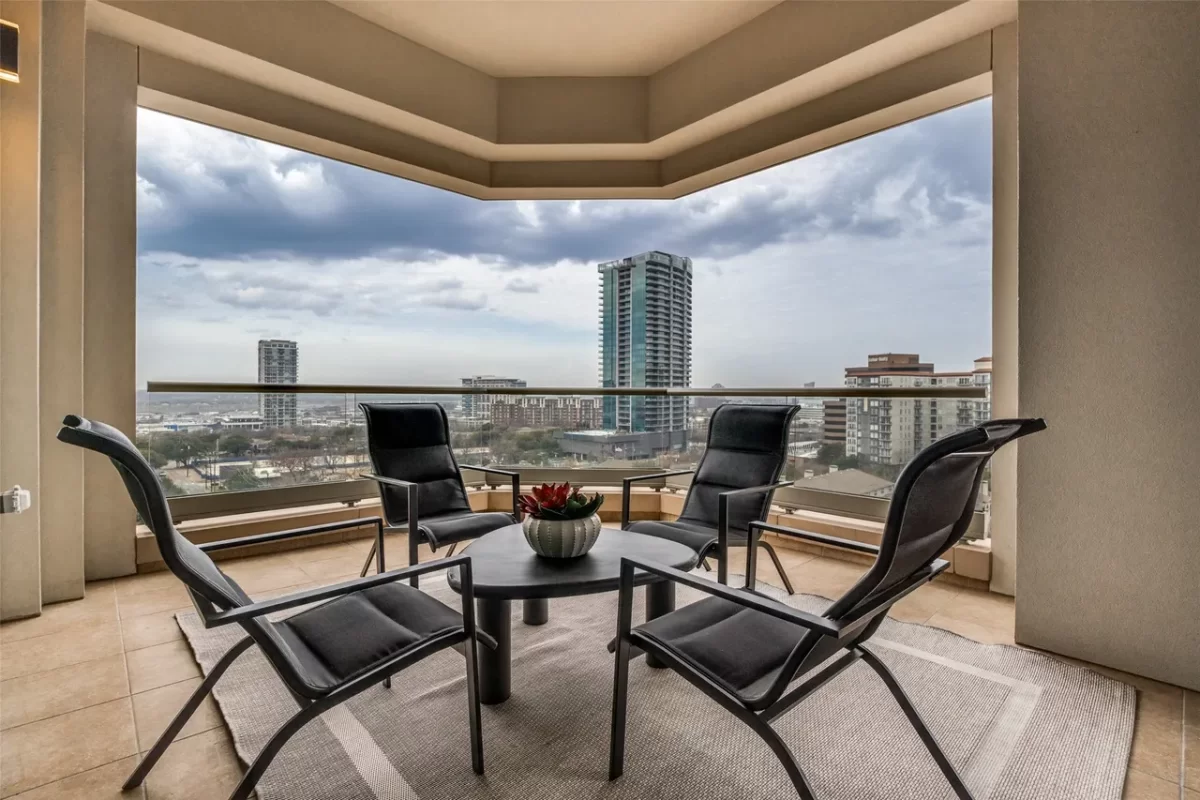 2BR Condo for Sale in Dallas, TX