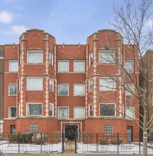 4BR Condo for Rent in Chicago, IL