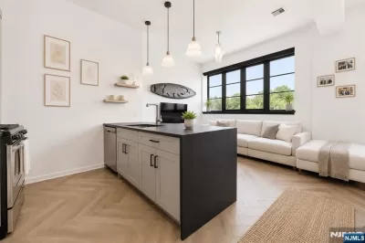 2BR Condo for Sale in Jersey City, NJ