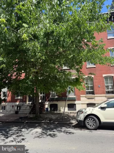 6BR Townhouse for Sale in Philadelphia, PA