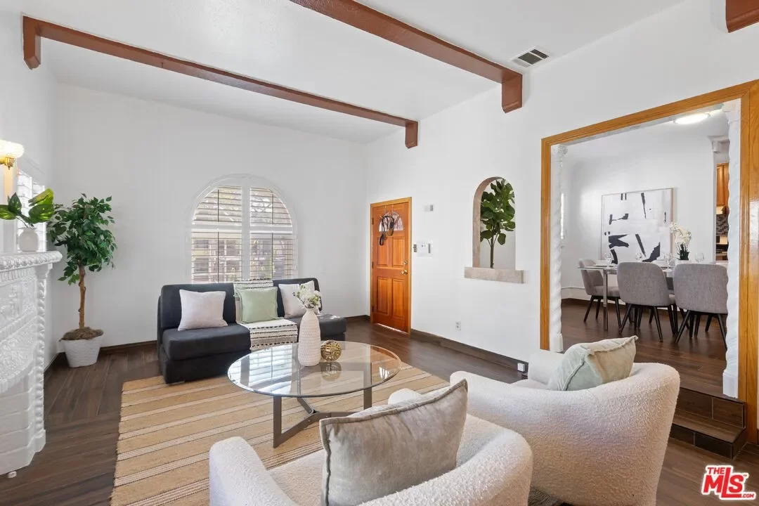 4BR House for Sale in Los Angeles, CA