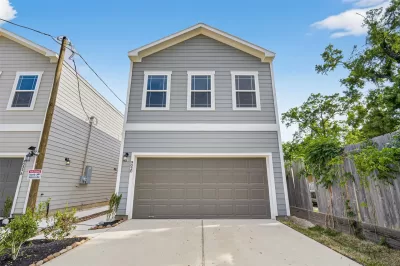 3BR House for Sale in Houston, TX