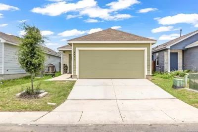 3BR House for Sale in San Antonio, TX