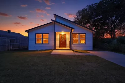 4BR House for Sale in Dallas, TX