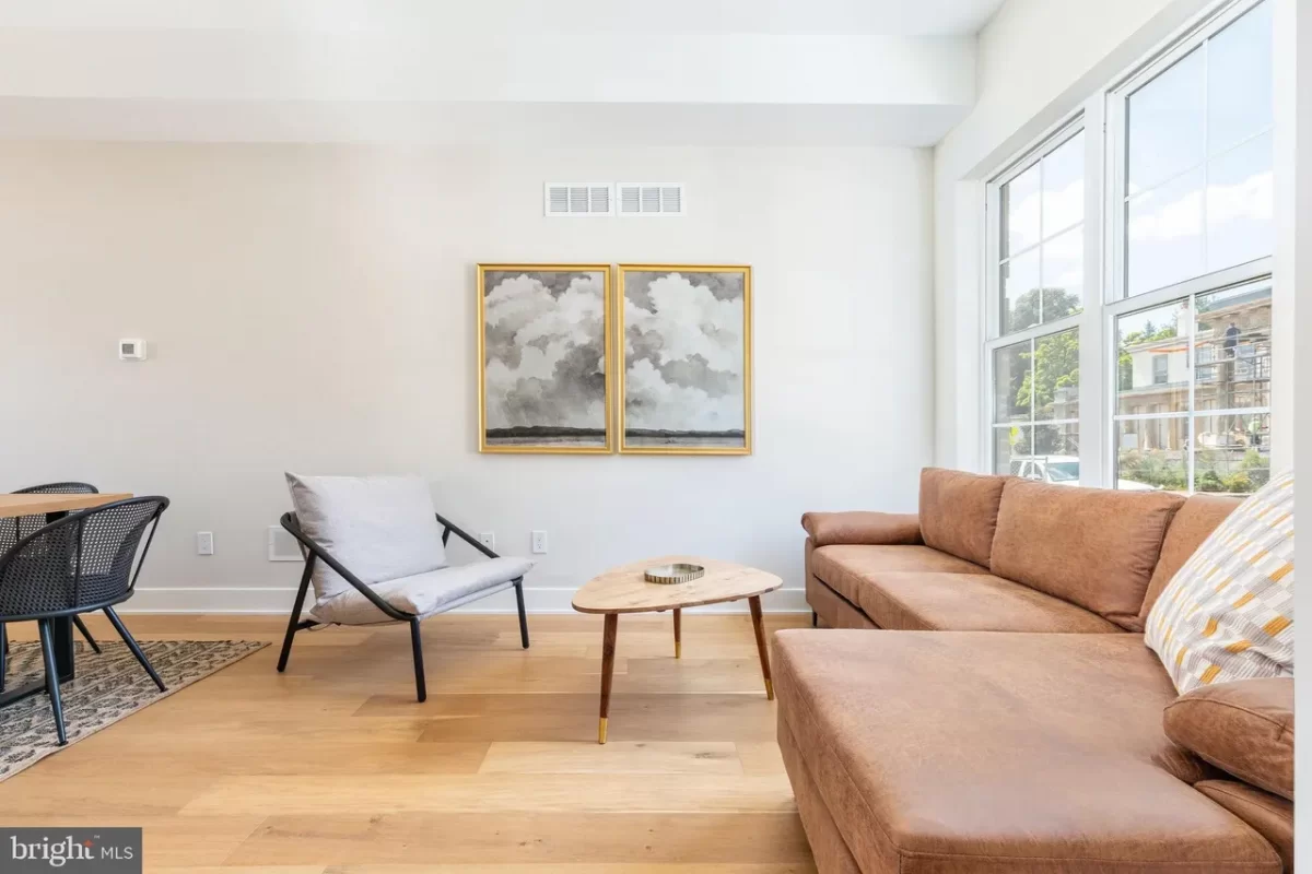 4BR Townhouse for Sale in Philadelphia, PA