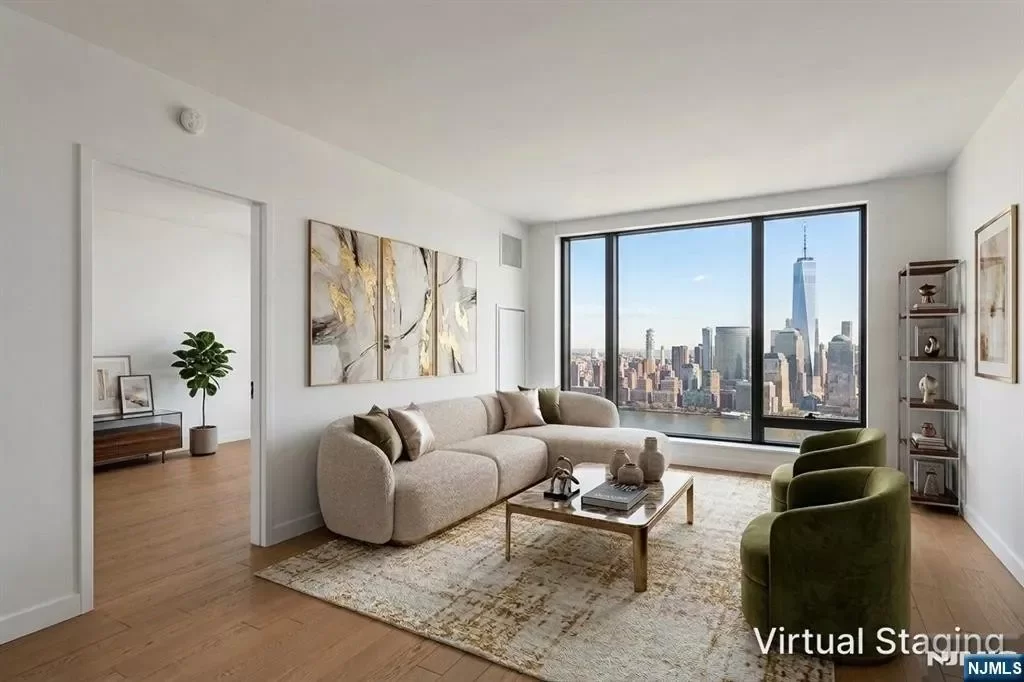 2BR Condo for Sale in Jersey City, NJ
