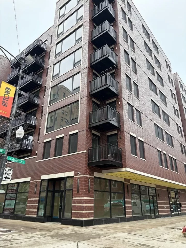 2BR Apartment for Rent in Chicago, IL