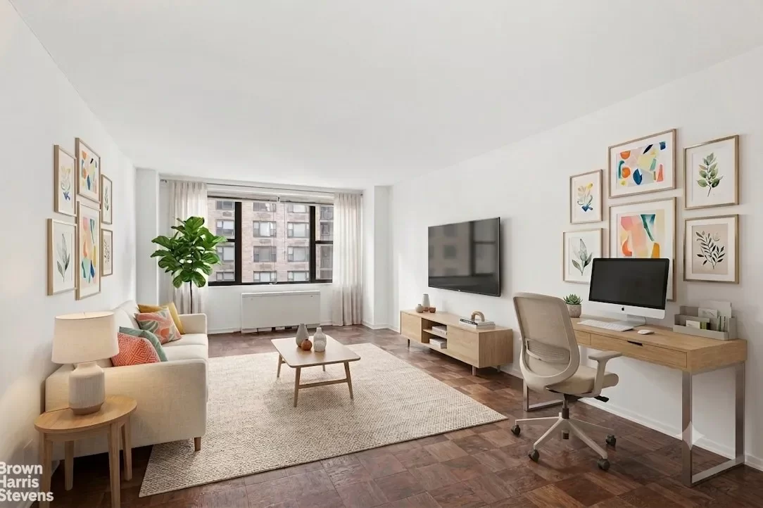 1BR Multi-Family for Sale in Manhattan, NY