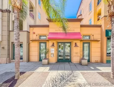 Condo for Sale in San Diego, CA