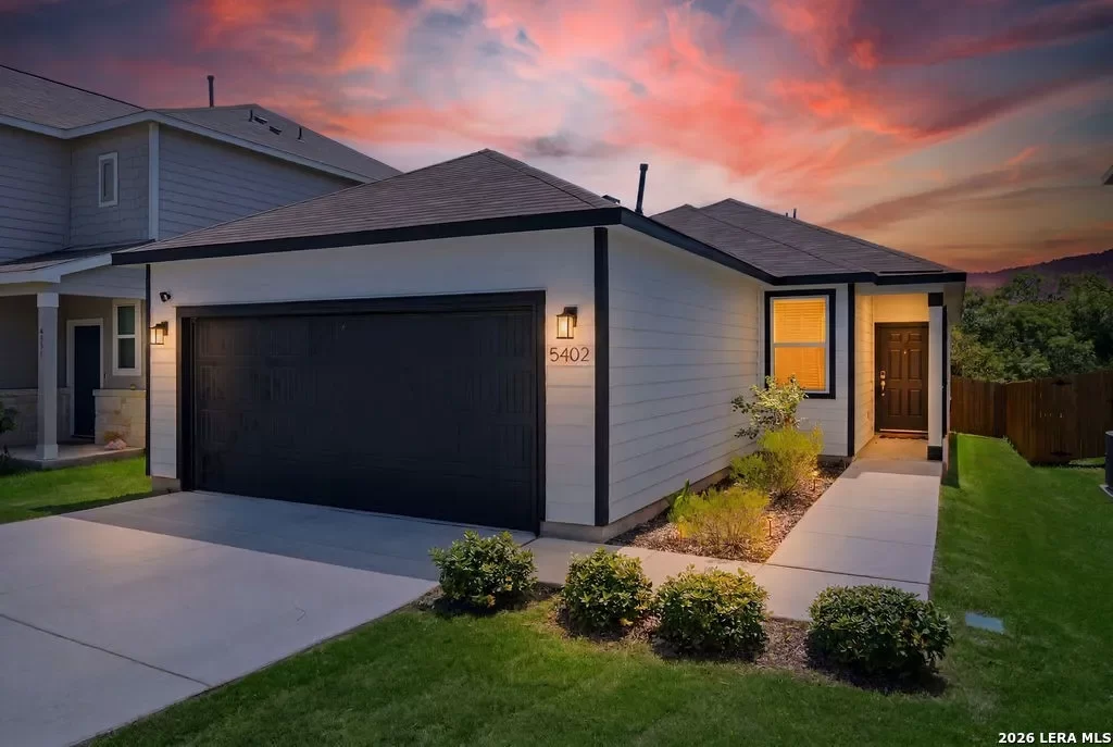 4BR House for Sale in San Antonio, TX