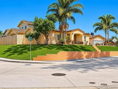 9BR Multi-Family for Sale in San Diego, CA