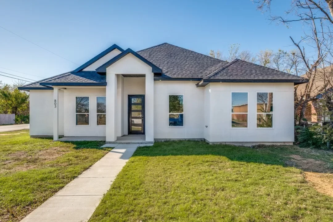4BR House for Sale in Dallas, TX