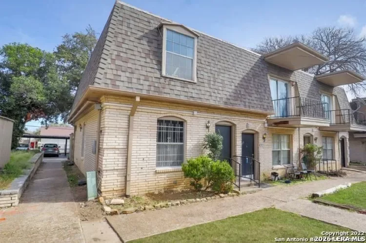 1BR House for Sale in San Antonio, TX