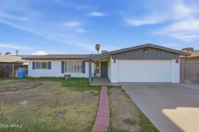 4BR House for Sale in Phoenix, AZ