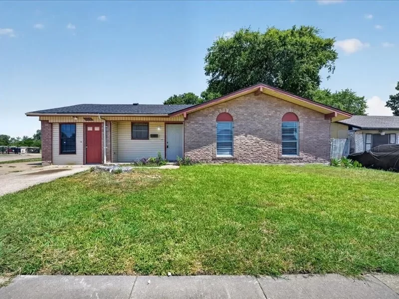 3BR House for Sale in Dallas, TX