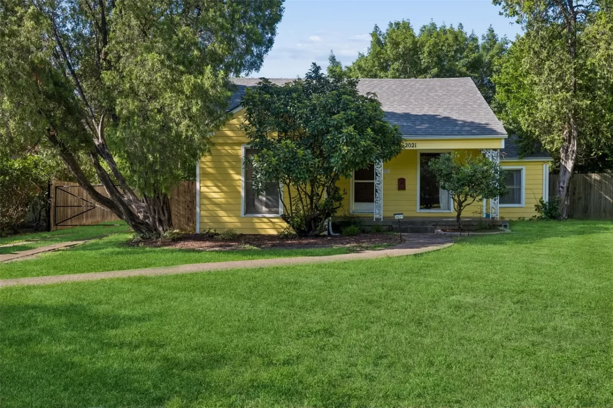 3BR House for Sale in Irving, TX