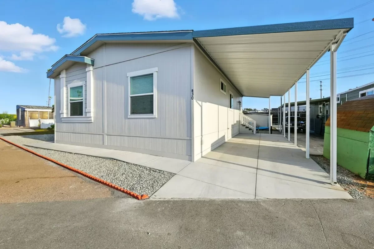 3BR Mobile Home for Sale in Chula Vista, CA