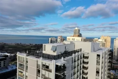 1BR Condo for Sale in Chicago, IL
