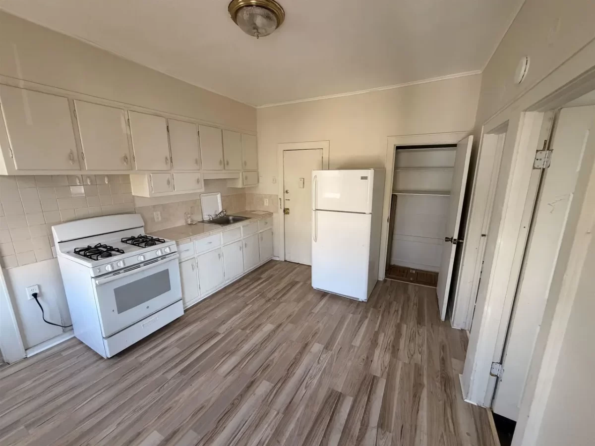2BR Multi-Family for Rent in Bayonne, NJ