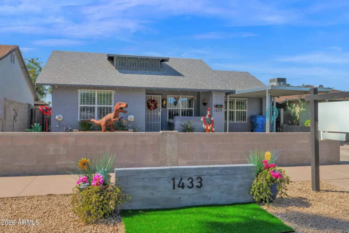 4BR House for Sale in Phoenix, AZ